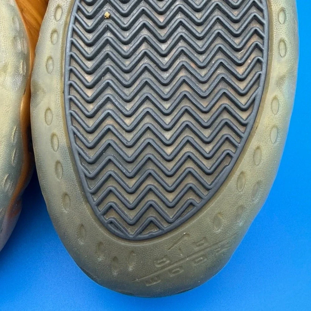 Nike Air Foamposite One Metallic Gold 314996-701 Size 11